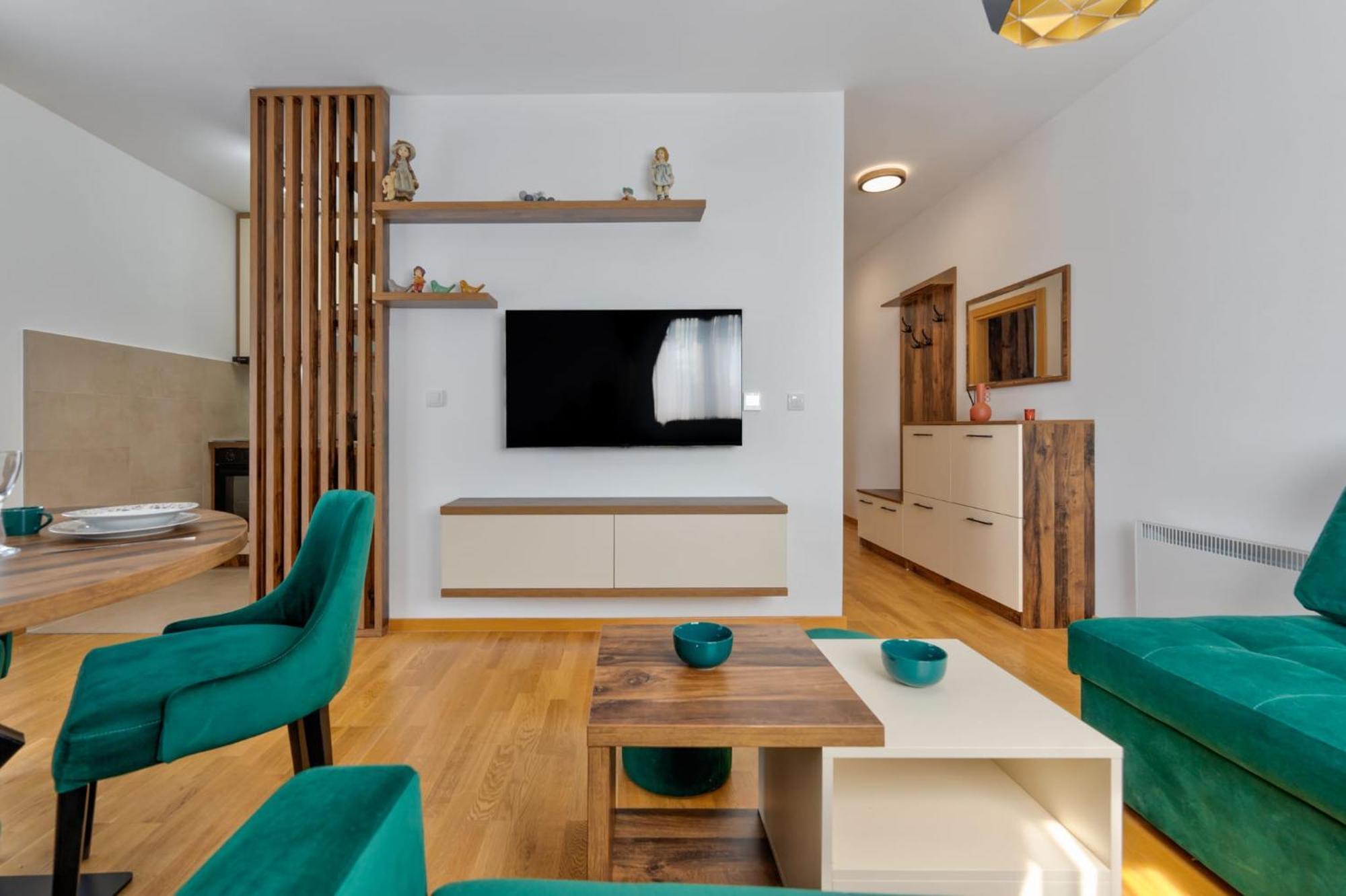 Apartment Iris Beli Dvor